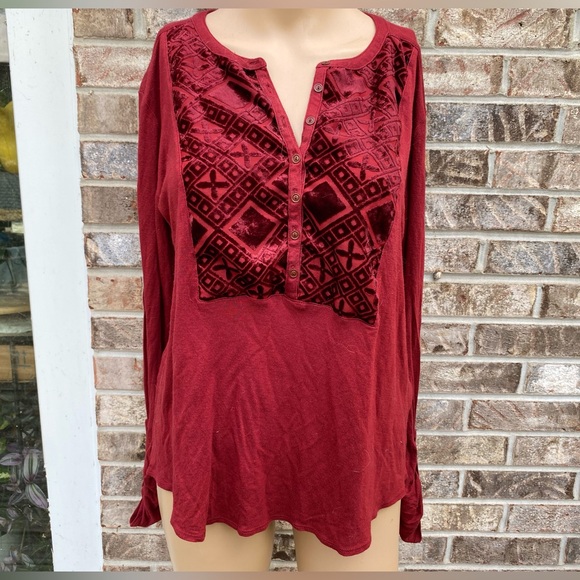 Red/Burgundy Velvet Lucky Brand Long Sleeve Blouse - Picture 5 of 12
